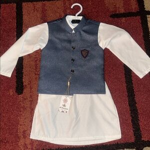 Boys‎ Kurta & pajama set W/ navy blue waistcoat from Al-karam